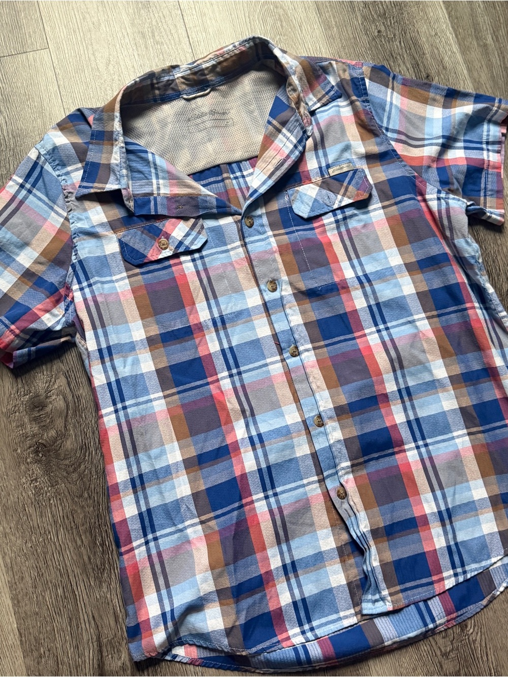 Eddie Bauer Men's L Blue Red White Plaid Cotton Woven SS Button-Up Pockets 0173